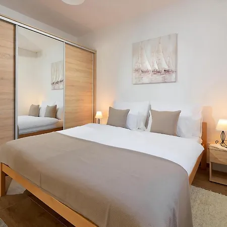 Sun Spalato Cikas 펜션