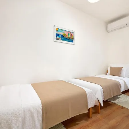 Sun Spalato Cikas Vikendica Sibenik